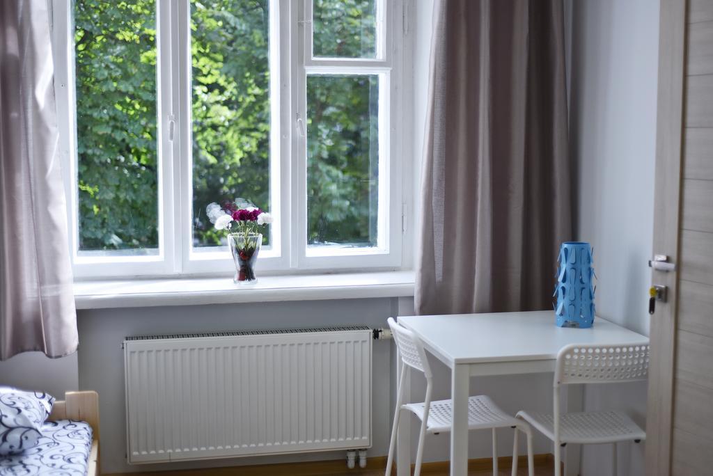 Laisves Avenue Hostel "Easy Kaunas" Bagian luar foto