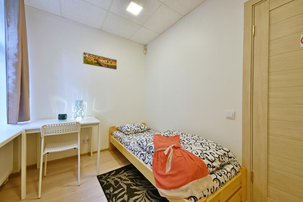 Laisves Avenue Hostel "Easy Kaunas" Bagian luar foto