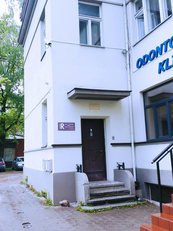 Laisves Avenue Hostel "Easy Kaunas" Bagian luar foto