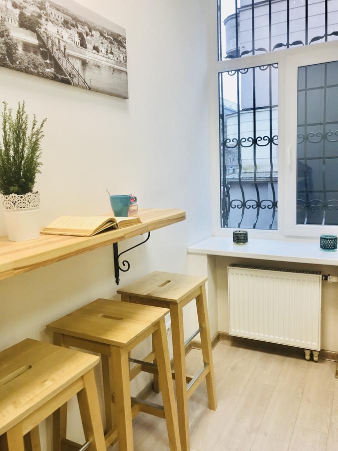 Laisves Avenue Hostel "Easy Kaunas" Bagian luar foto